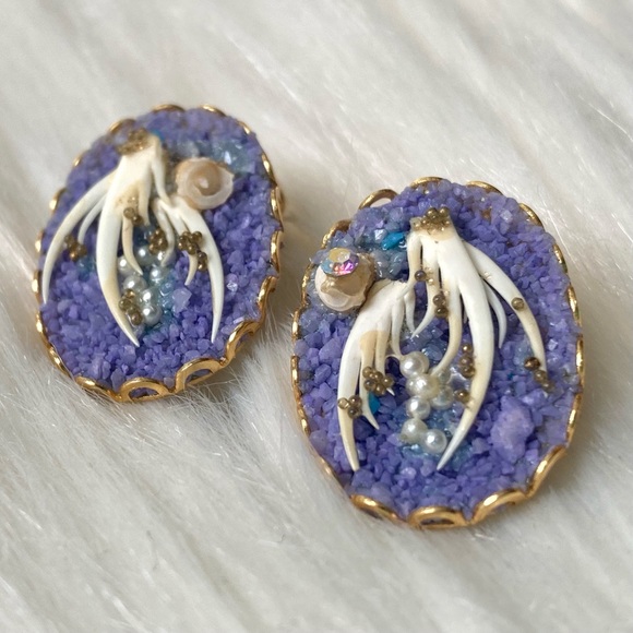 80s Vintage Purple Shell Earrings Mermaidcore Tiny Seed Pearls Shell Clip-Ons - Picture 6 of 11